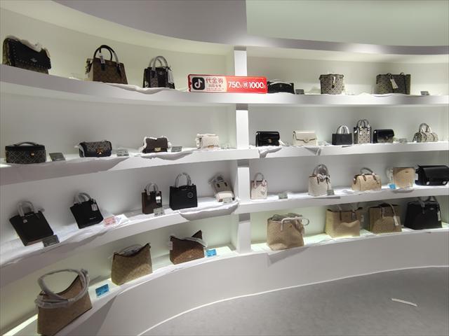 中心奥雅旗舰店将于8月1日开业凯发国际K8威海市综保区直购(图3)